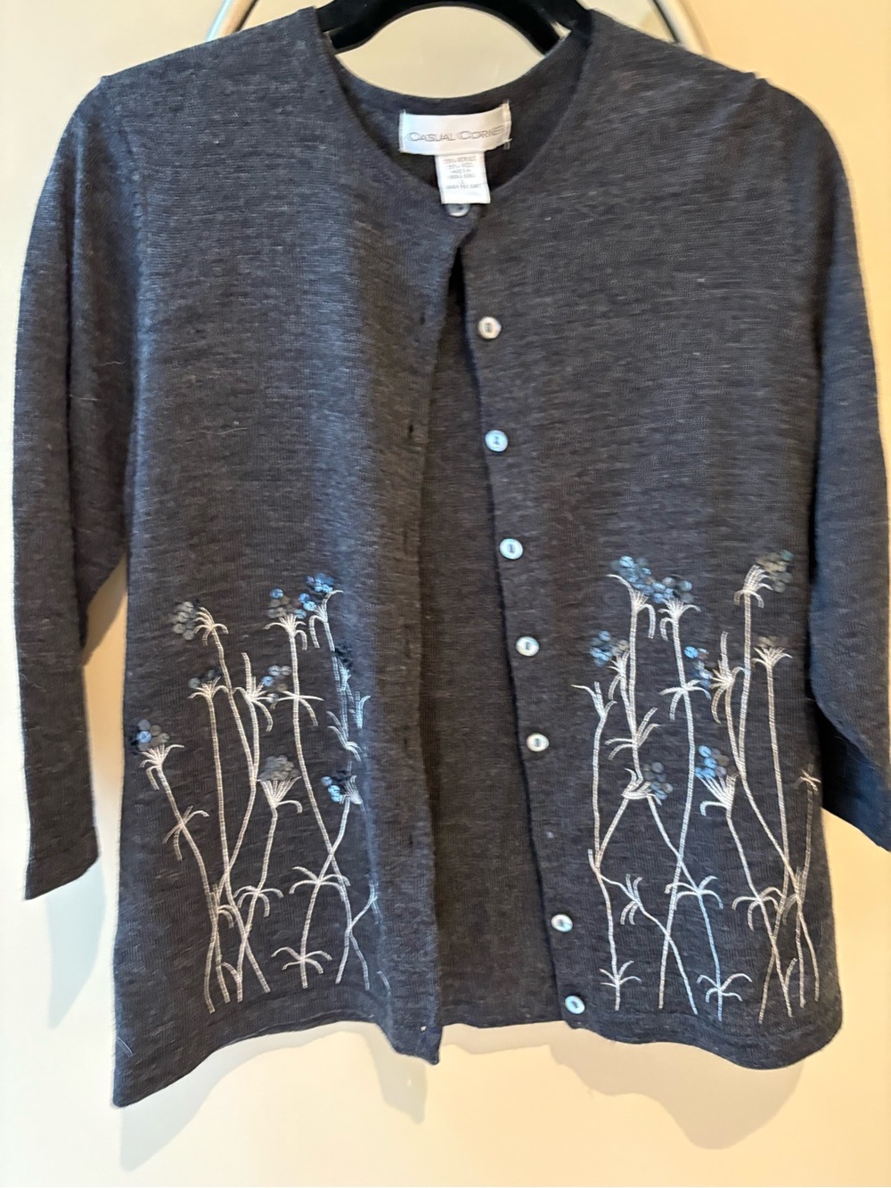 Casual Corner Dark Gray Button-Front Embroidered Cardigan Floral Wool Blend L